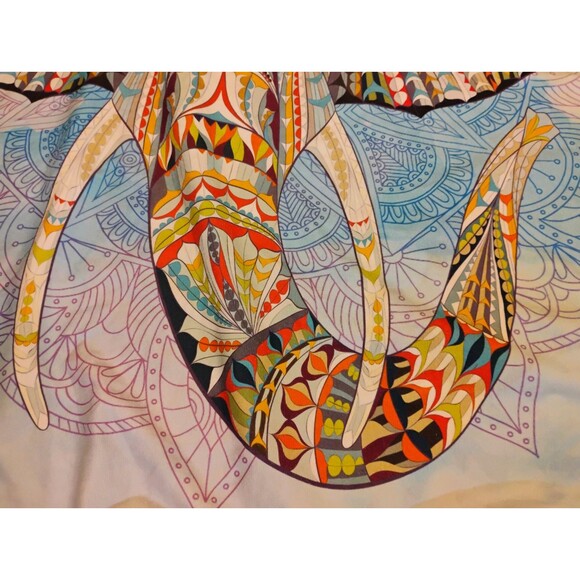 HUGE Prissy Jane Round Elephant Beach Towel 5 FEET ACROSS Psychedelic Elephant - Picture 4 of 6